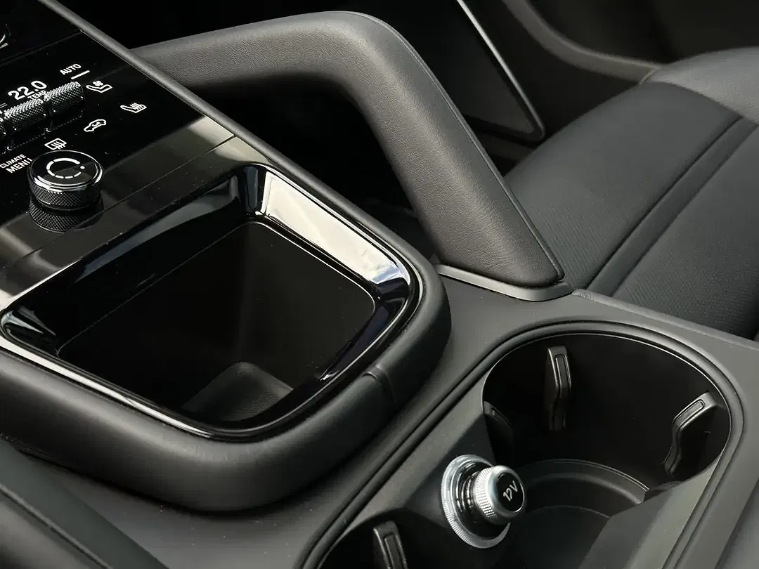 Porsche Cayenne - Thumbnail 13