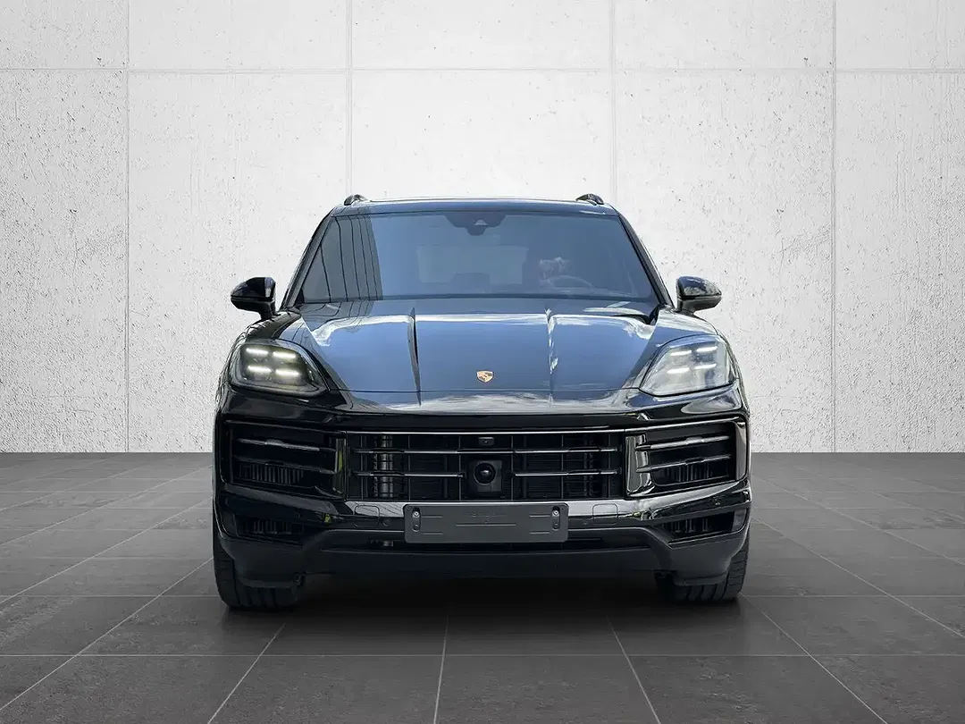 Porsche Cayenne - Thumbnail 4