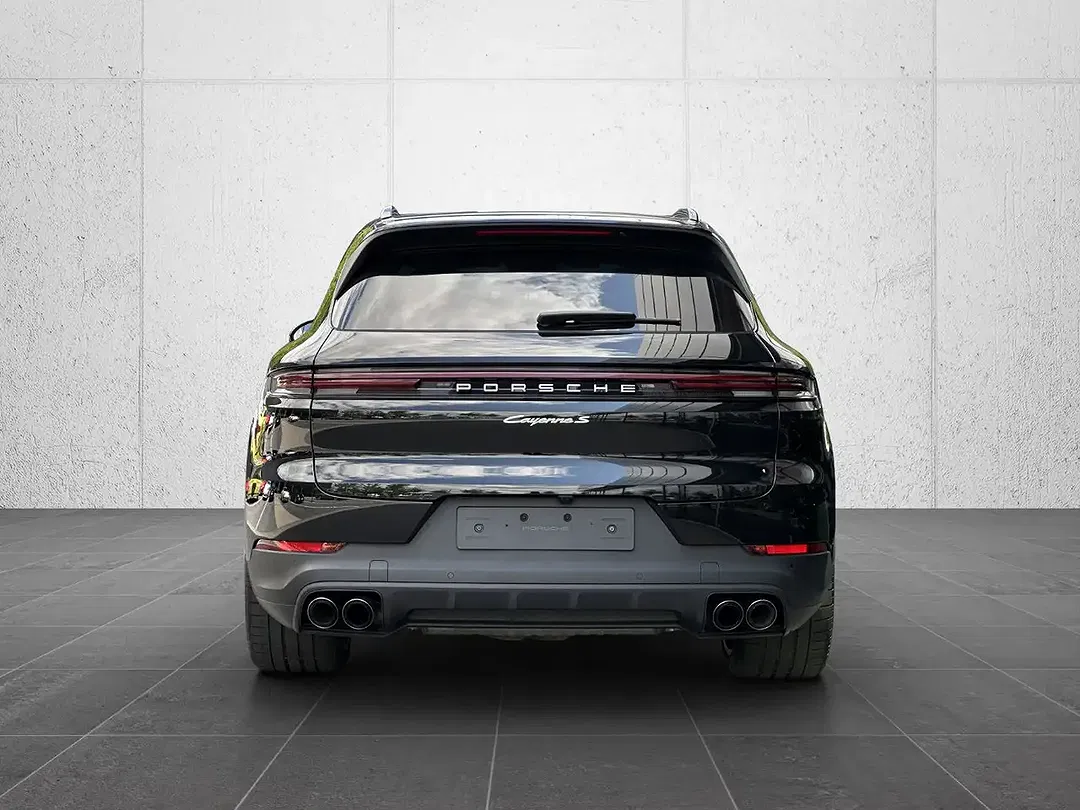 Porsche Cayenne - Thumbnail 5