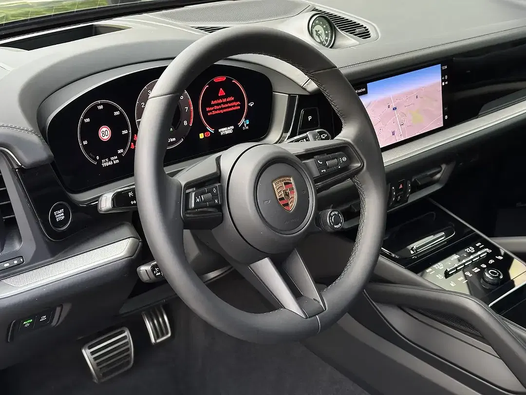 Porsche Cayenne - Thumbnail 7