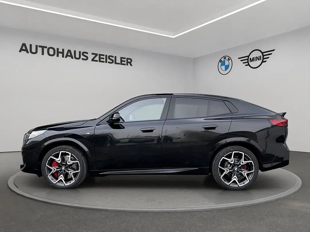 BMW X2 - Thumbnail 4