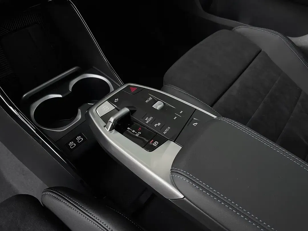 BMW X2 - Thumbnail 9