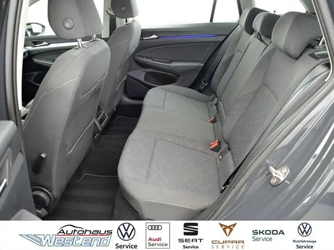 Volkswagen Golf - Thumbnail 10