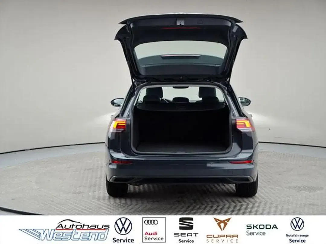Volkswagen Golf - Thumbnail 12