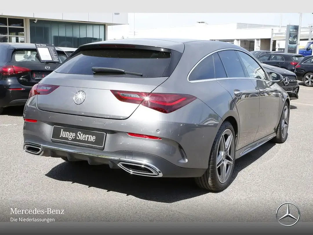 Mercedes-Benz CLA 200 - Thumbnail 2