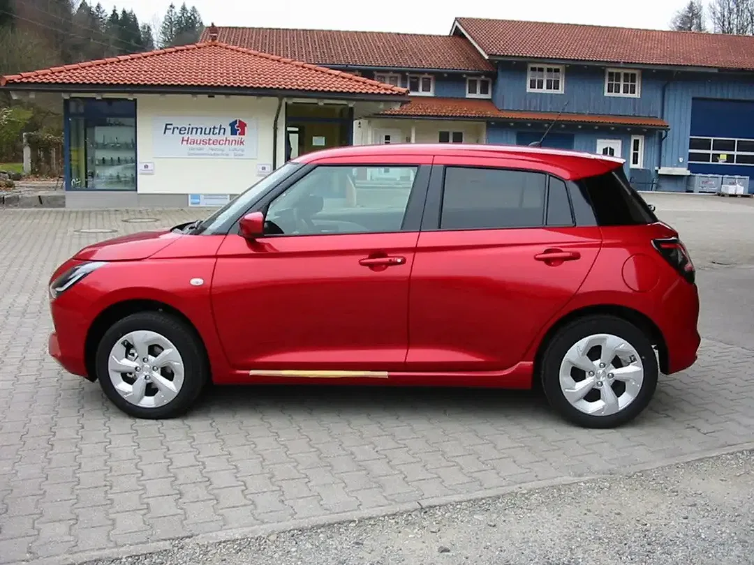 Suzuki Swift - Thumbnail 18