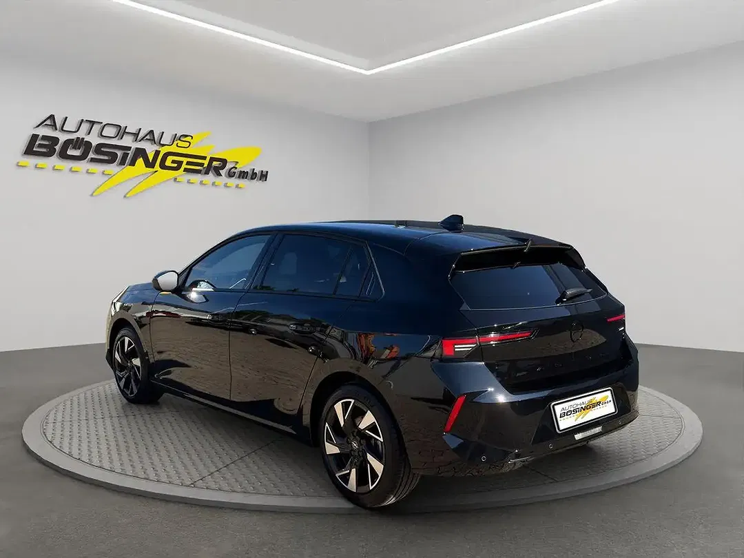 Opel Astra - Thumbnail 4