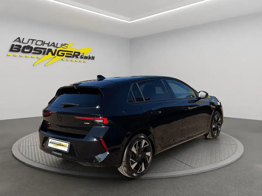 Opel Astra - Thumbnail 6