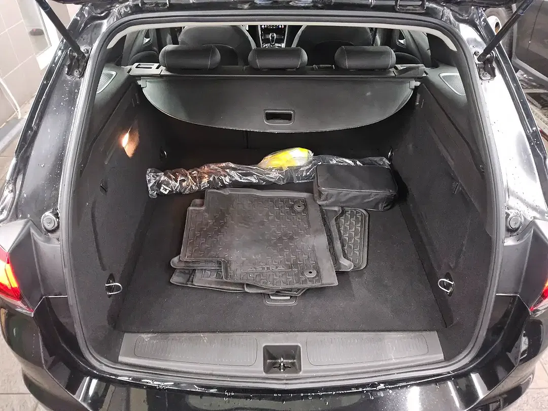 Opel Astra - Thumbnail 6