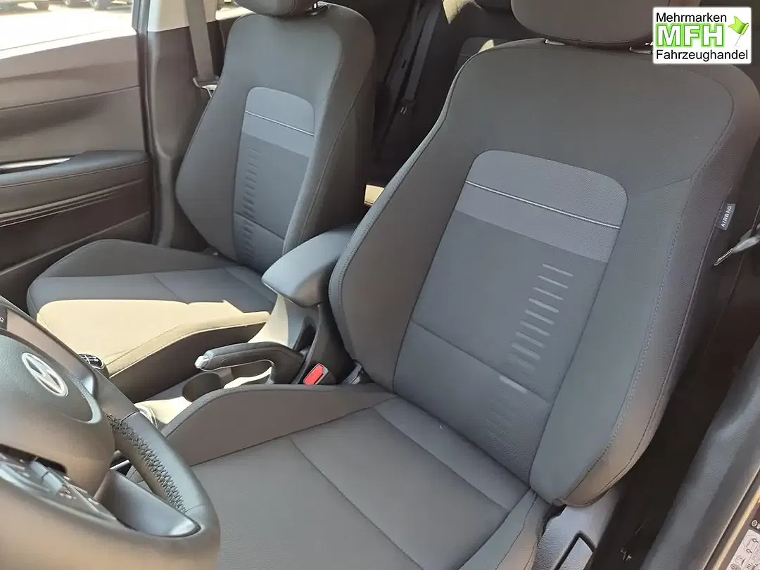 Hyundai BAYON - Thumbnail 12