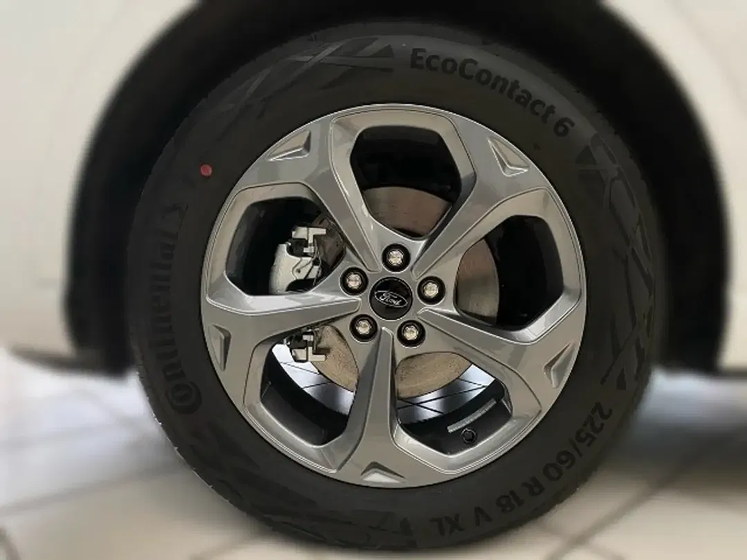 Ford Kuga - Thumbnail 9
