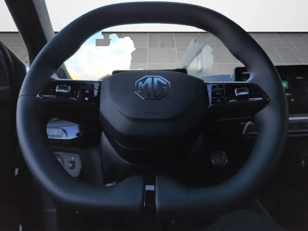 MG MG3 - Thumbnail 5