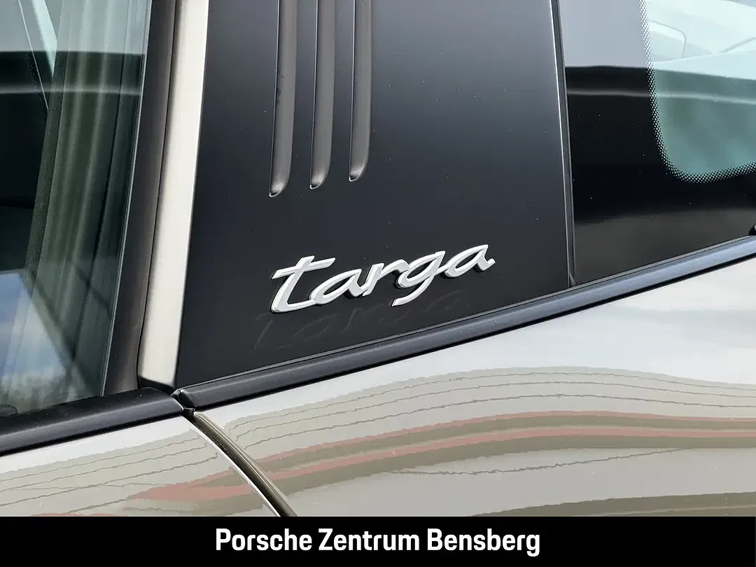 Porsche 911 - Thumbnail 14