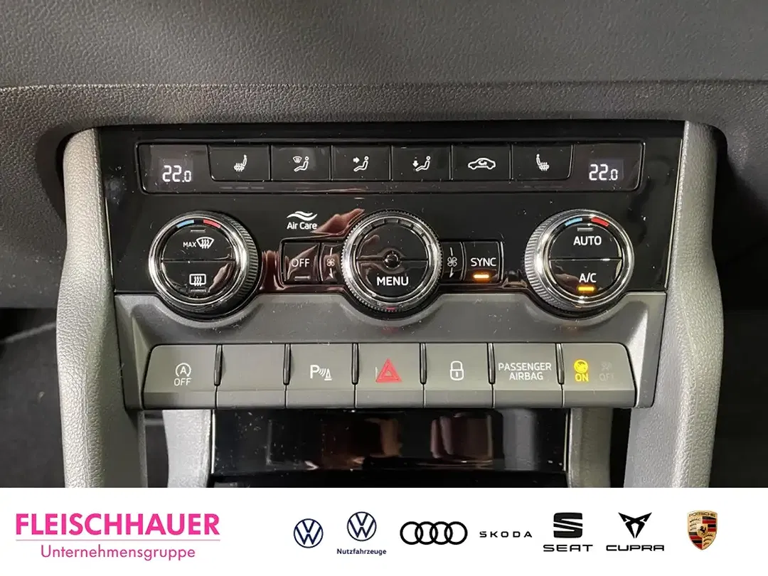 Skoda Karoq - Thumbnail 11