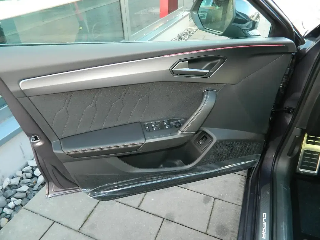 CUPRA Leon - Thumbnail 9