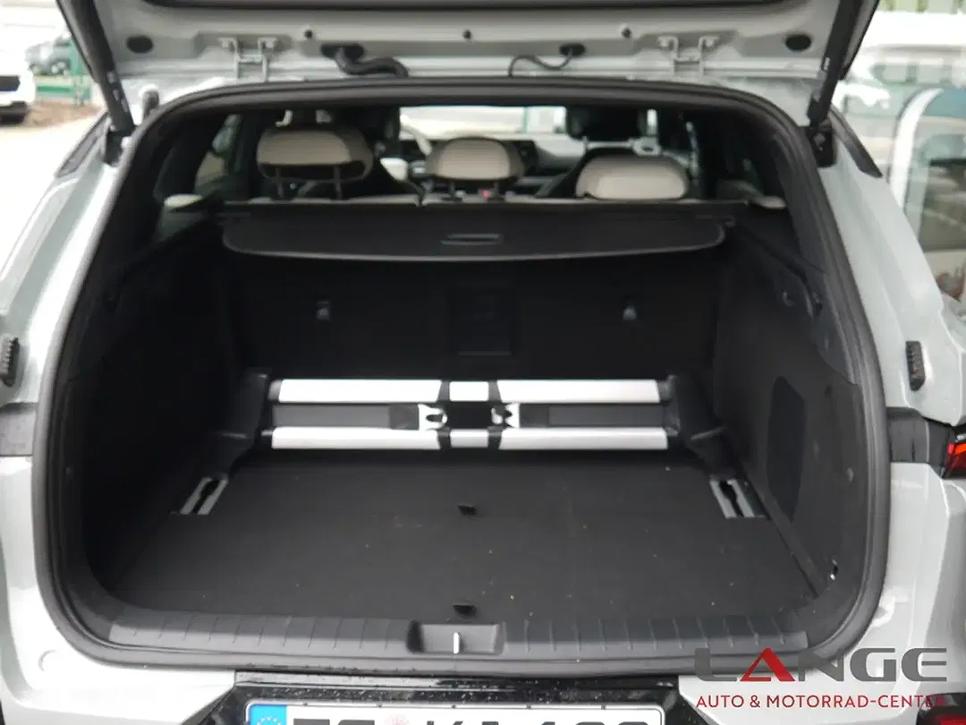 Kia K4 - Thumbnail 5