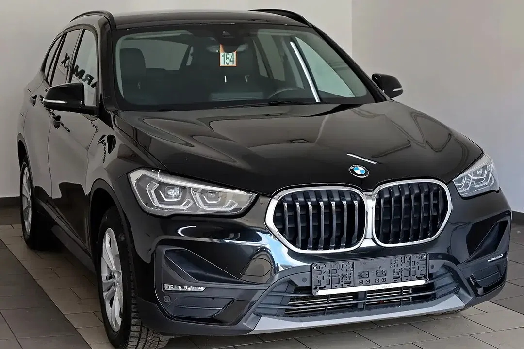 BMW X1 - Thumbnail 4