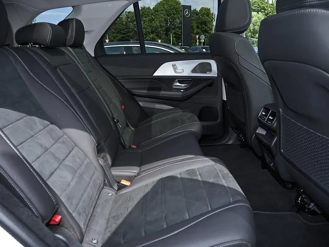 Mercedes-Benz GLE 300 - Thumbnail 15