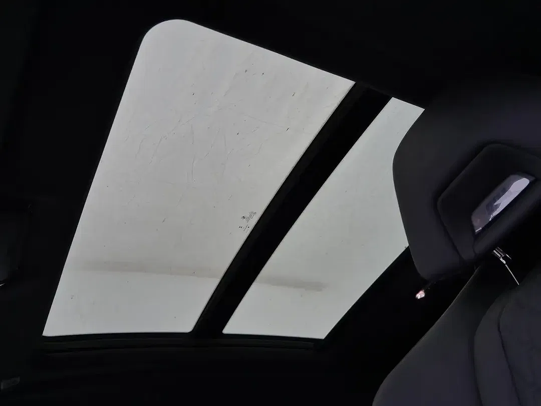 BMW X6 - Thumbnail 6
