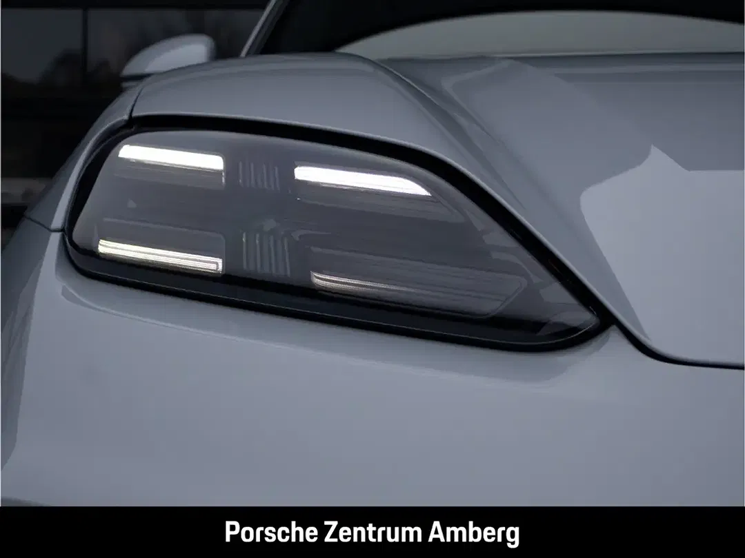 Porsche Macan - Thumbnail 9