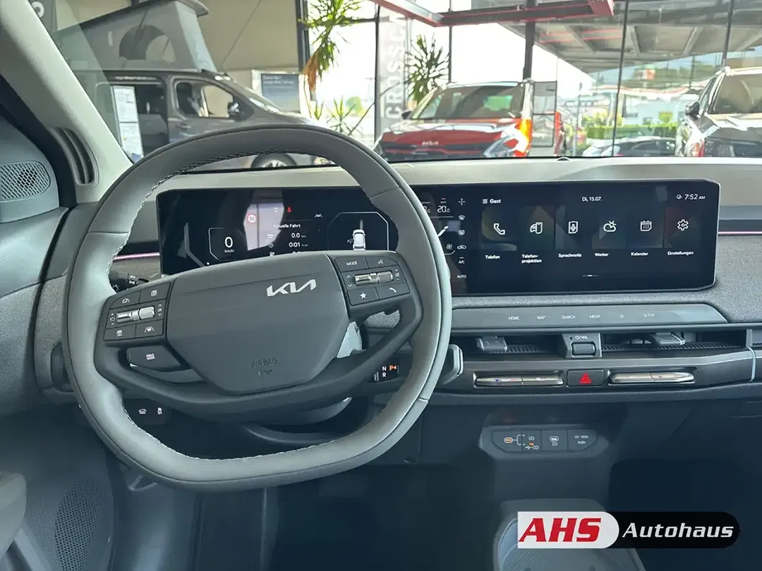 Kia EV3 - Thumbnail 11