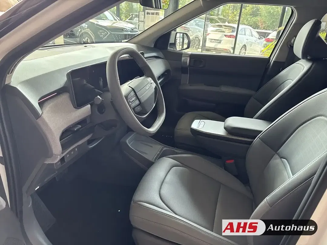 Kia EV3 - Thumbnail 8