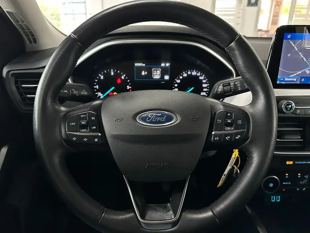 Ford Focus Cool & Connect - foto 8
