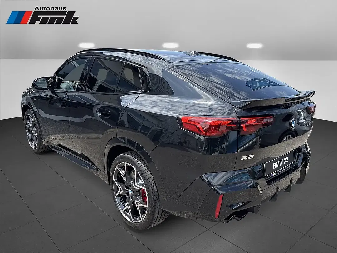 BMW X2 M - Thumbnail 4