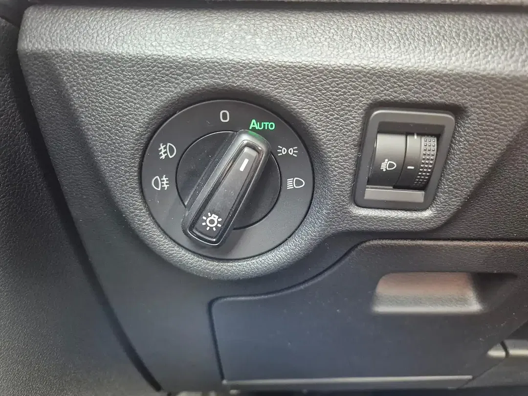 Skoda Kamiq - Thumbnail 14