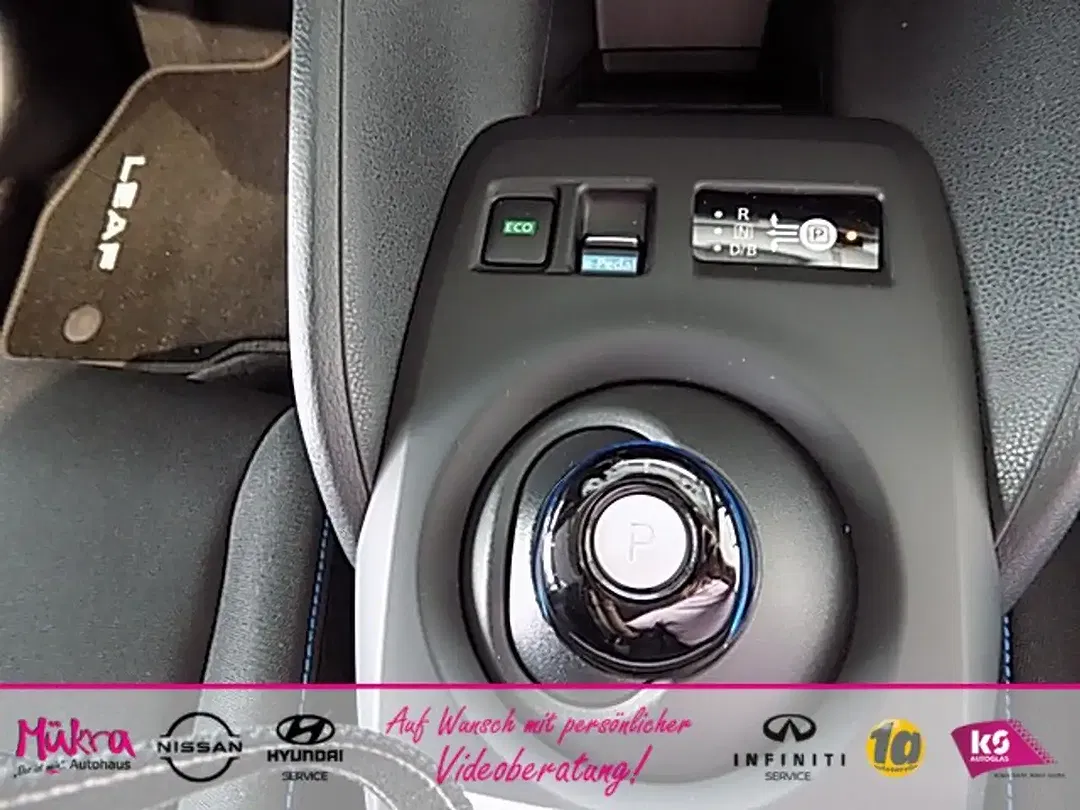Nissan Leaf - Thumbnail 11