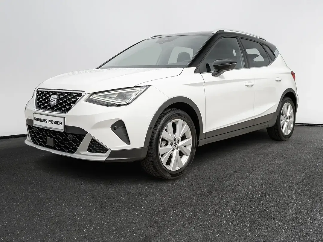 SEAT Arona - Thumbnail 1