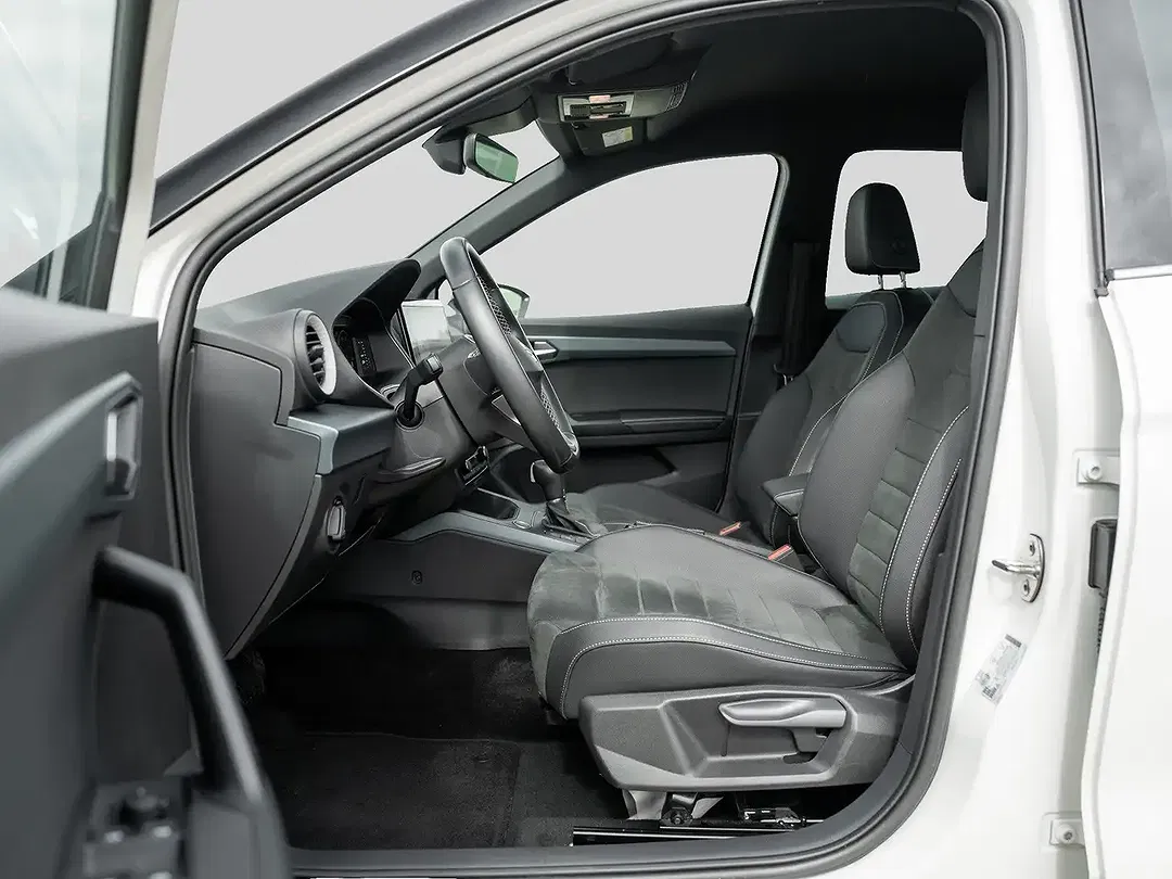 SEAT Arona - Thumbnail 6