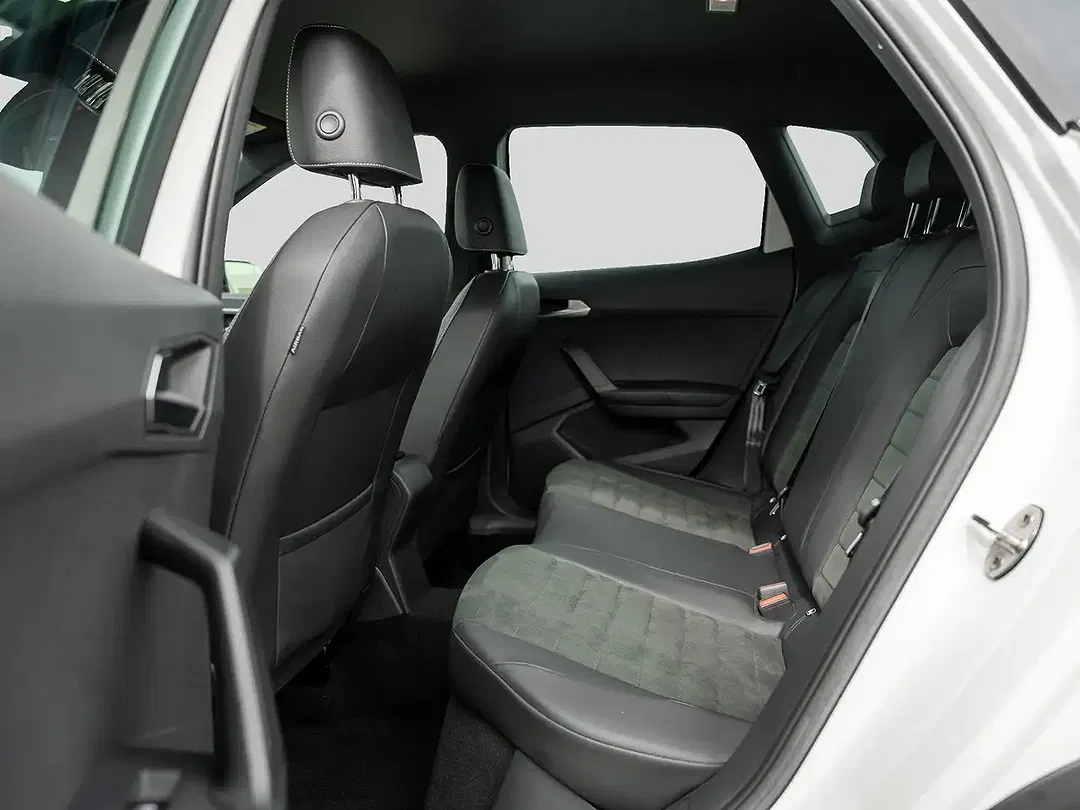 SEAT Arona - Thumbnail 7