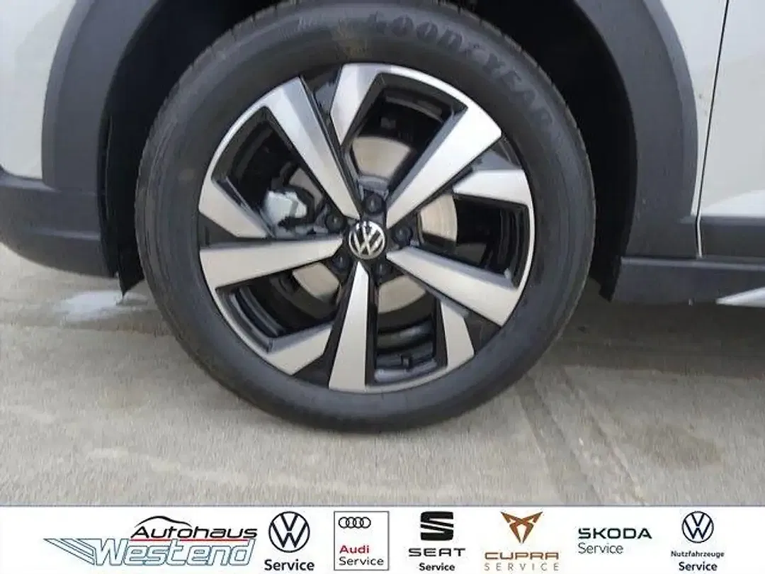 Volkswagen Taigo - Thumbnail 5