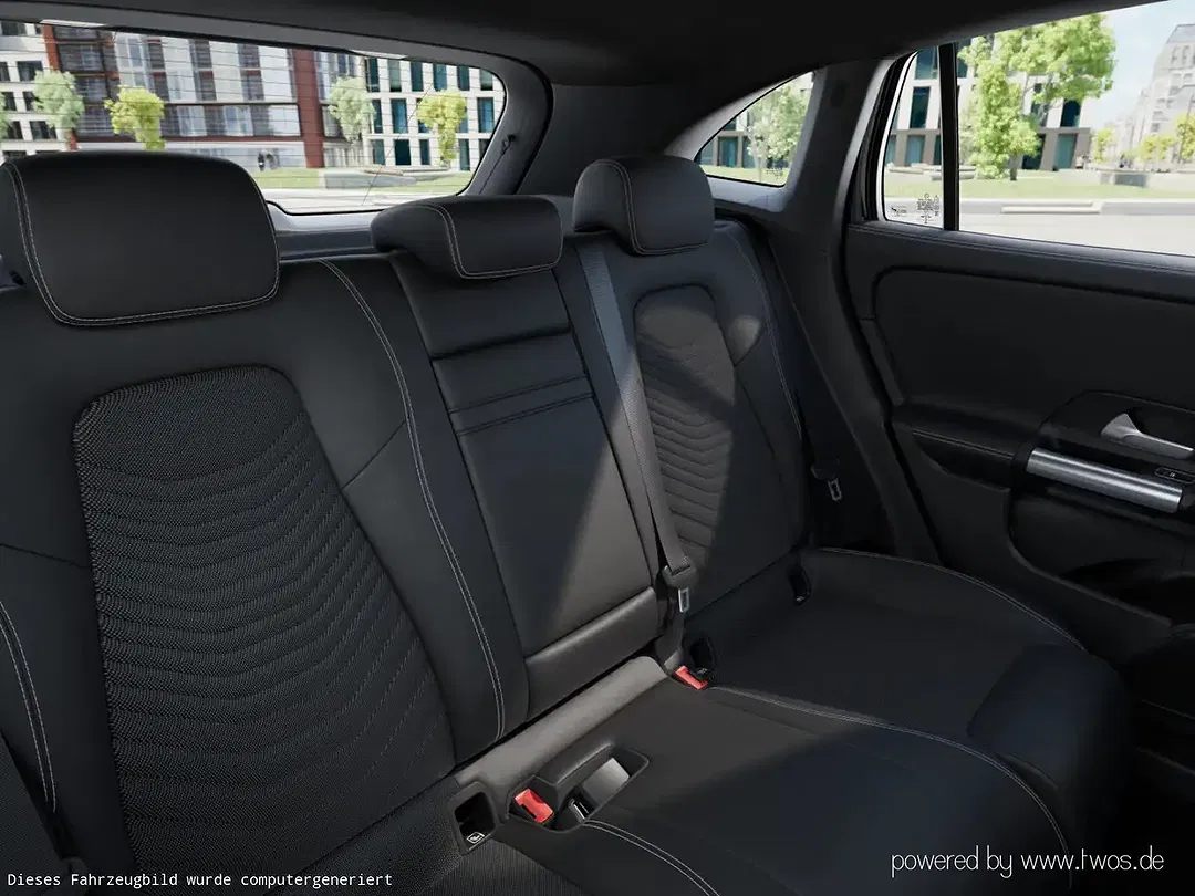 Mercedes-Benz EQA 250 - Thumbnail 11