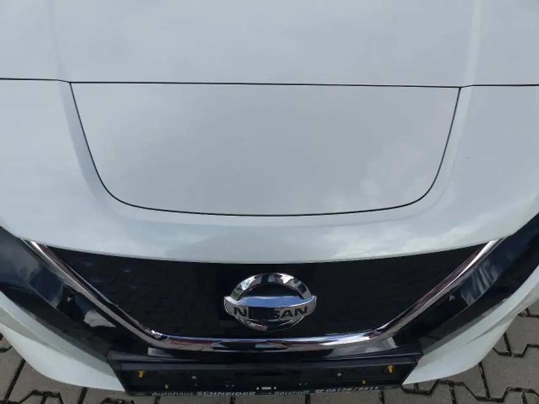Nissan Leaf - Thumbnail 10