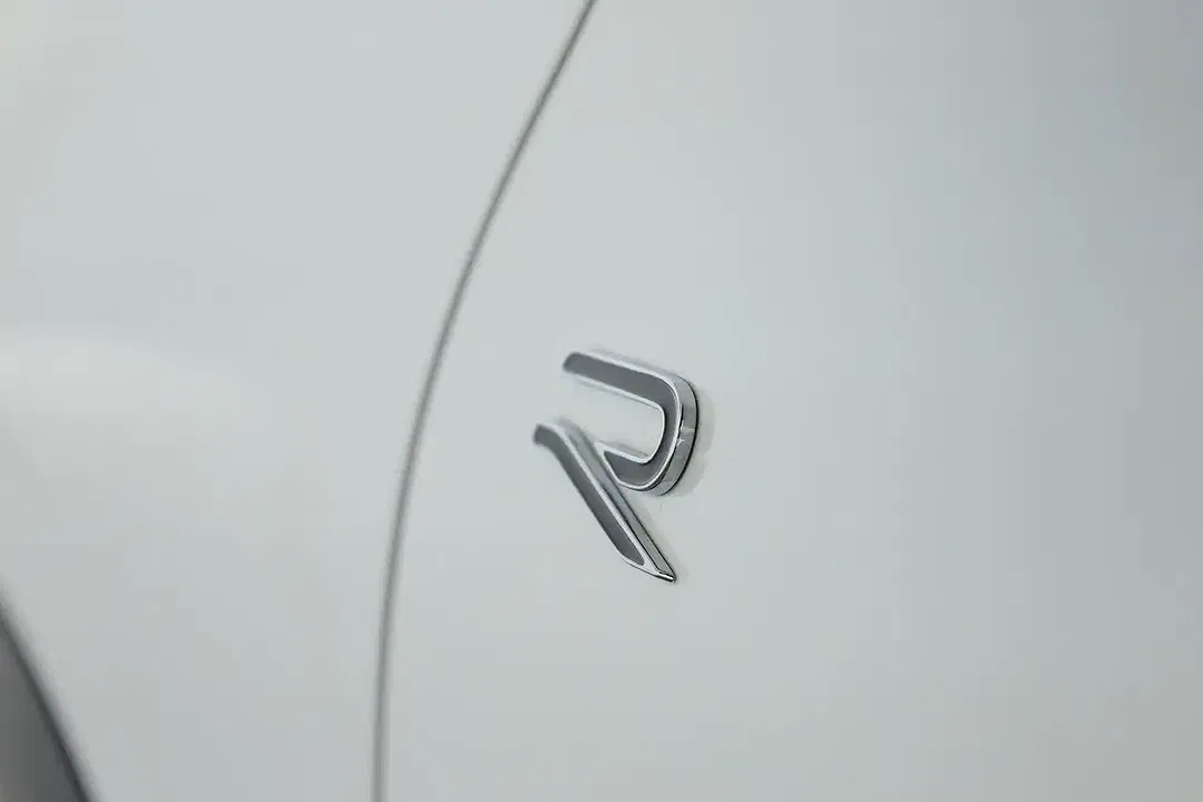 Volkswagen Tiguan - Thumbnail 12