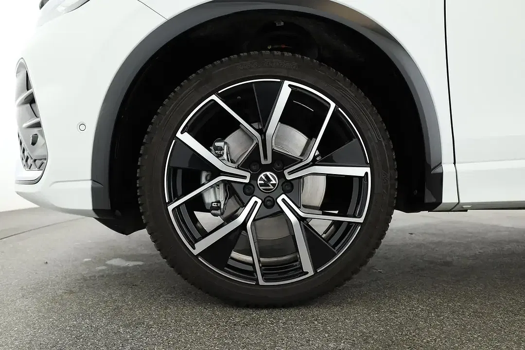 Volkswagen Tiguan - Thumbnail 7