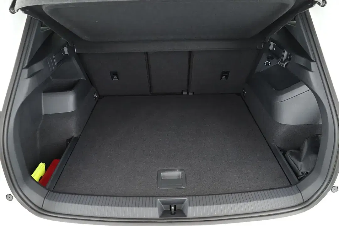 Volkswagen Tiguan - Thumbnail 9