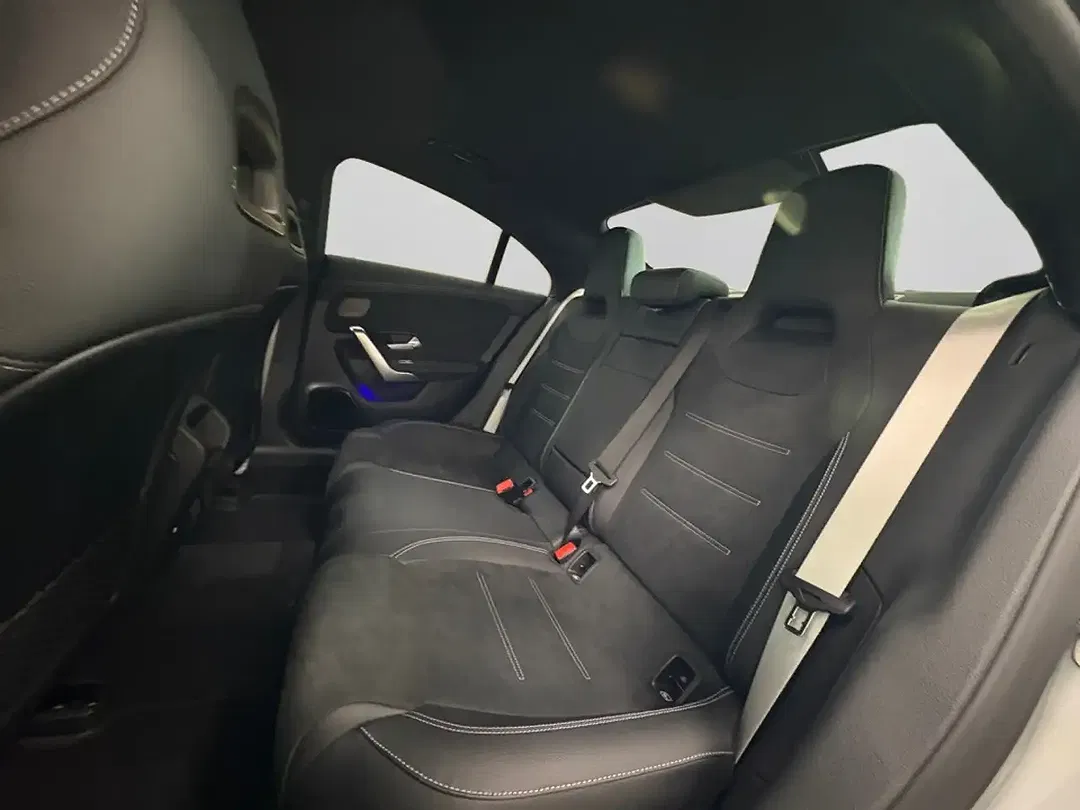 Mercedes-Benz CLA 180 - Thumbnail 14