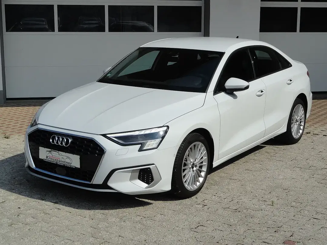 Audi A3 - Thumbnail 1