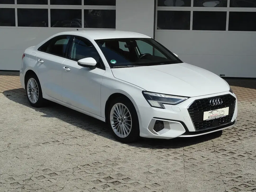 Audi A3 - Thumbnail 2