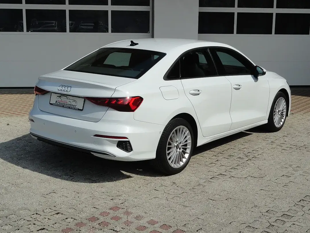 Audi A3 - Thumbnail 4