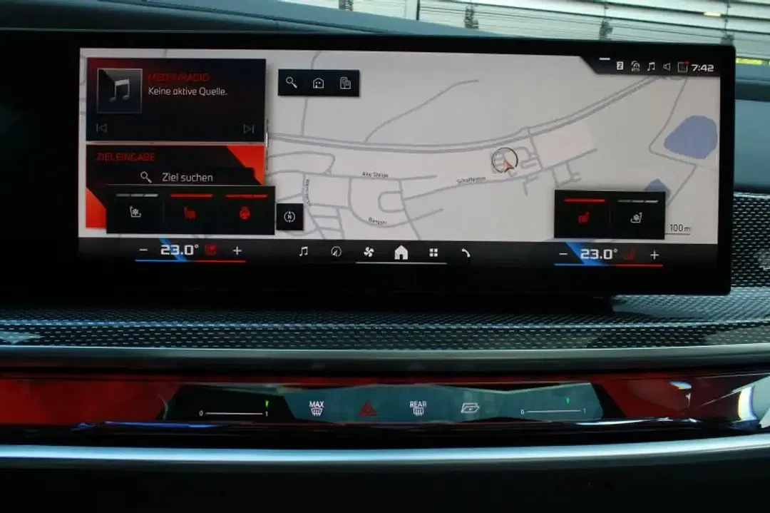 BMW 760 - Thumbnail 9
