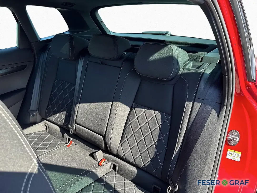 Skoda Karoq - Thumbnail 11