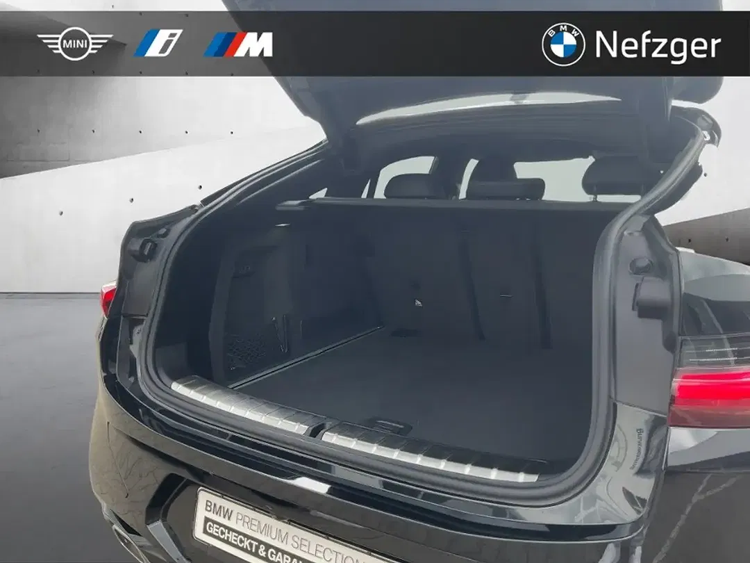 BMW X4 - Thumbnail 6