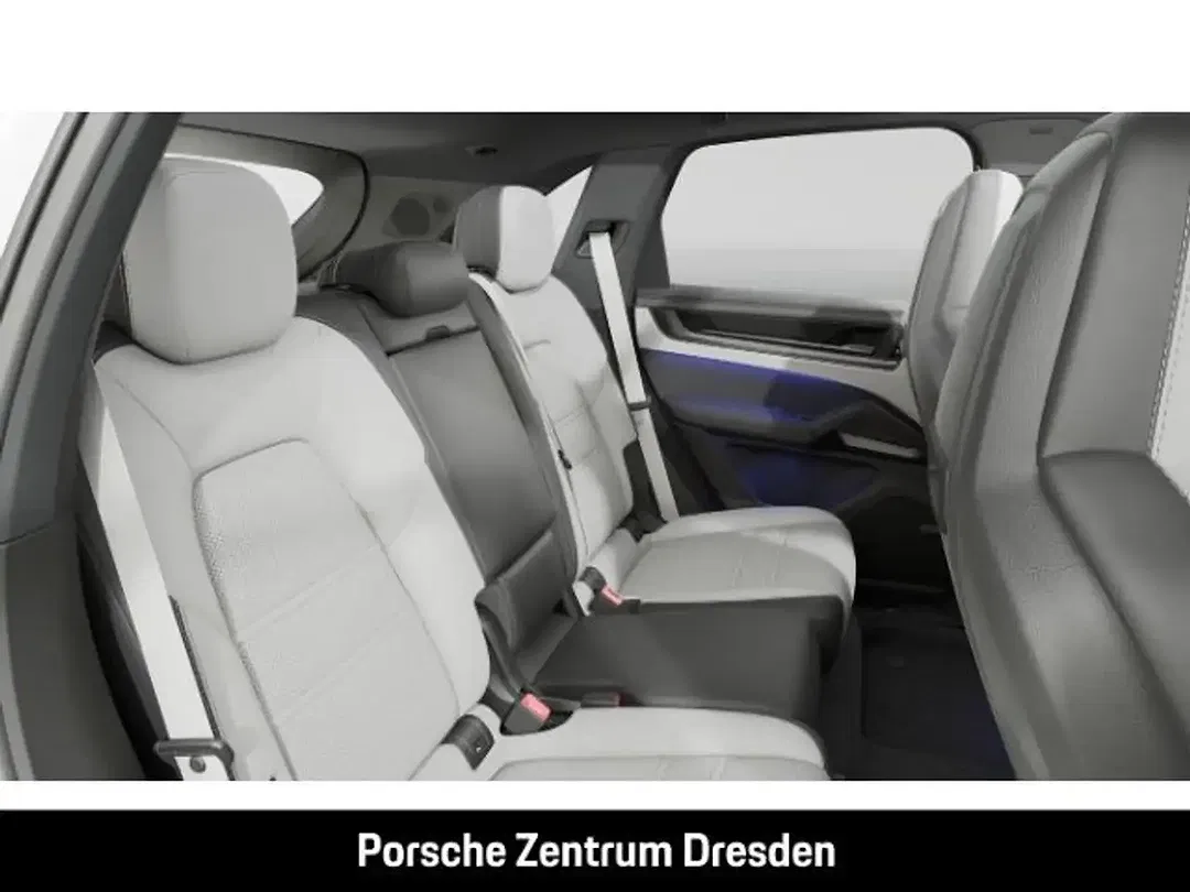 Porsche Cayenne - Thumbnail 13