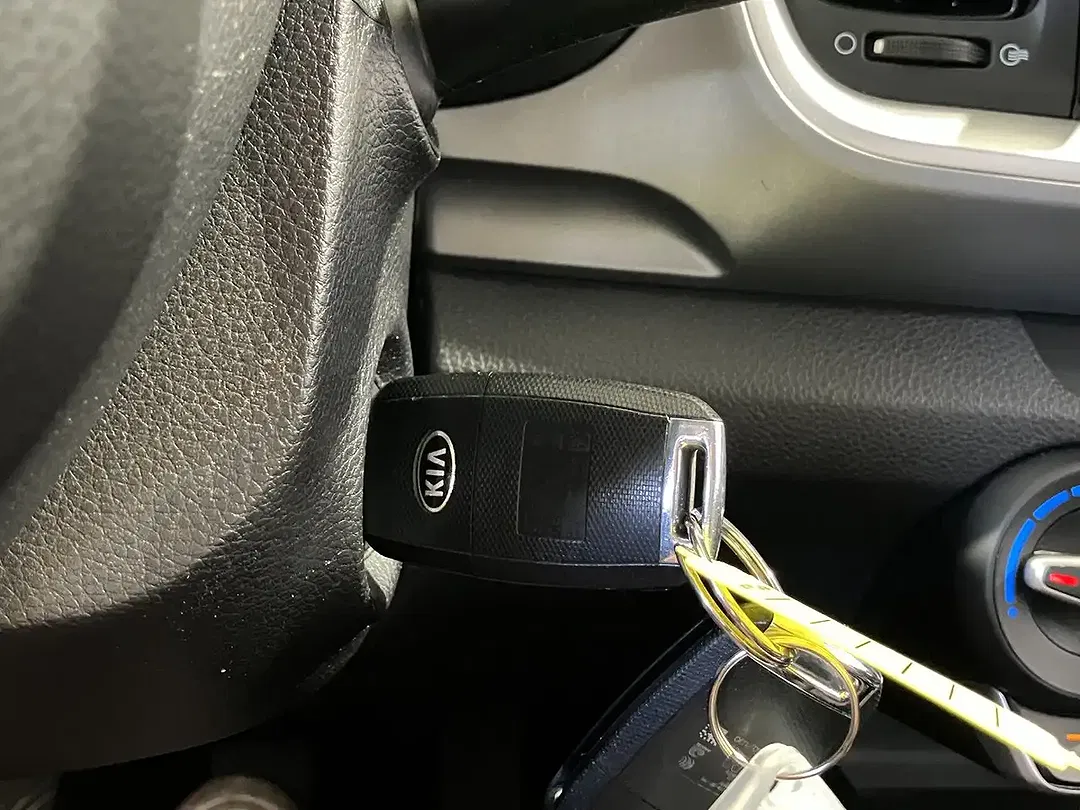 Kia Stonic - Thumbnail 12