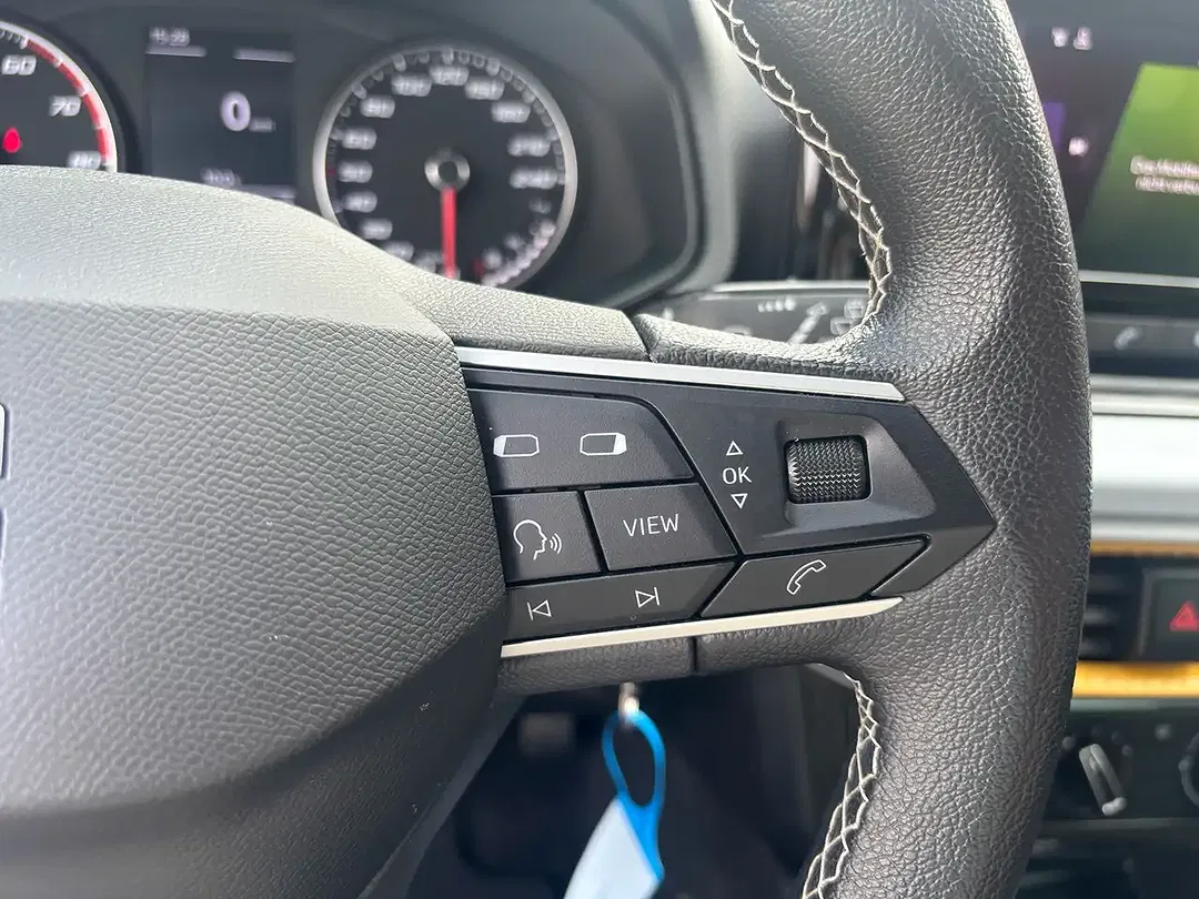 SEAT Ibiza - Thumbnail 6