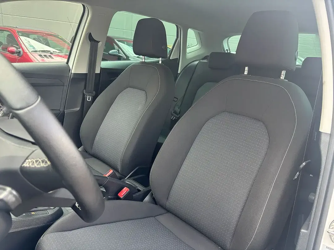 SEAT Ibiza - Thumbnail 4